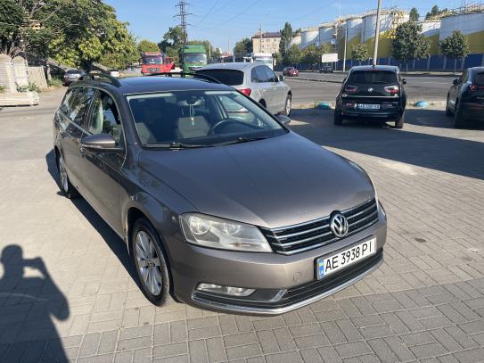 Volkswagen Passat variant
                  2011г. в рассрочку