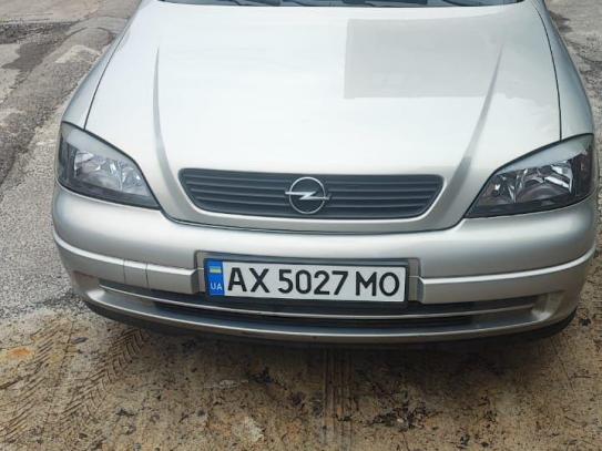 Opel Astra                           2006г. в рассрочку