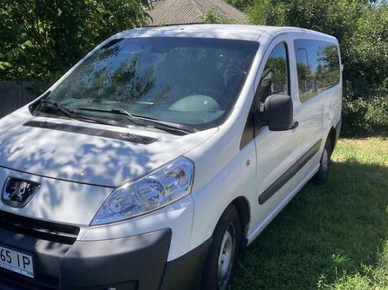 Peugeot Expert
                          2012г. в рассрочку