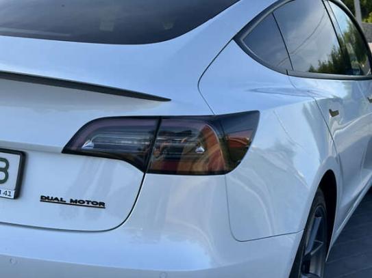 Tesla Model 3
                         2021г. в рассрочку