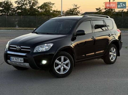 Toyota Rav4                            2006г. в рассрочку