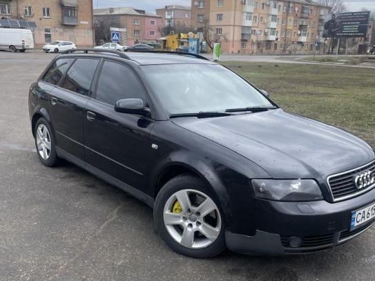 Audi A4                              2002г. в рассрочку