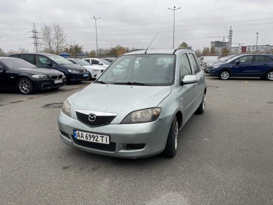 Mazda 2 2003г. в рассрочку