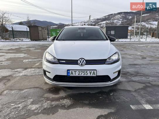 Volkswagen E-golf                          2014г. в рассрочку