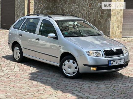 Skoda Fabia 2001г. в рассрочку