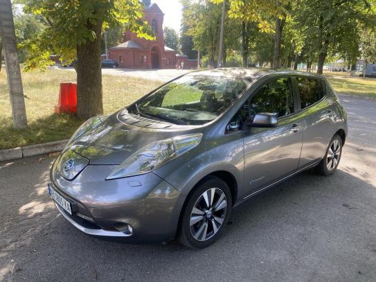 Nissan Leaf 2014г. в рассрочку