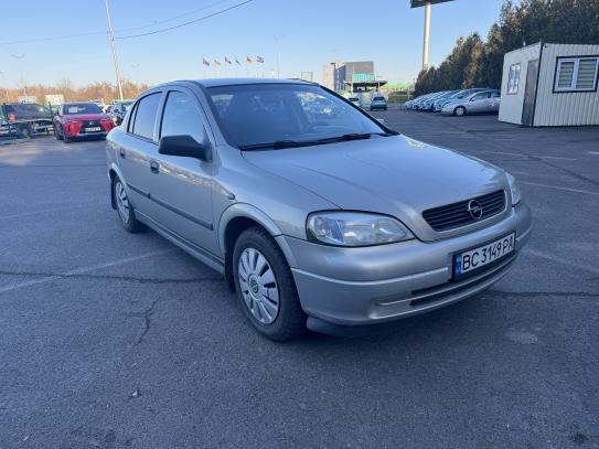 Opel Astra 2007г. в рассрочку