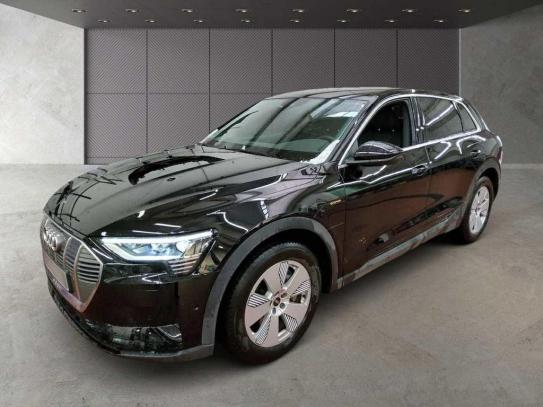 Audi E-tron 2022г. в рассрочку