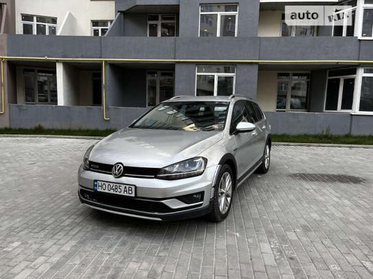 Volkswagen Golf alltrack 2017р. у розстрочку