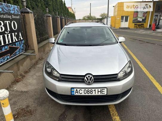 Volkswagen Golf 2010г. в рассрочку