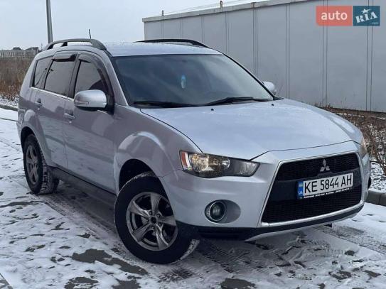 Mitsubishi Outlander
                       2011г. в рассрочку