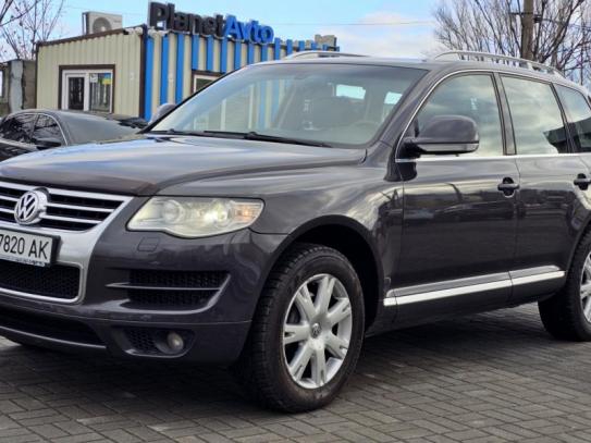 Volkswagen Touareg                         2009г. в рассрочку