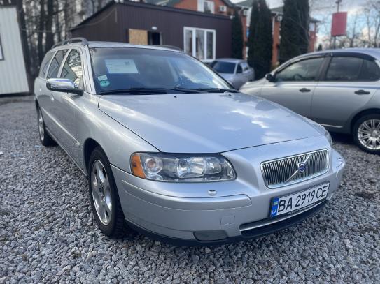 Volvo V70
                             2005г. в рассрочку