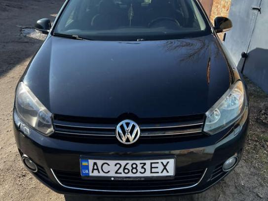 Volkswagen Golf
                            2011г. в рассрочку