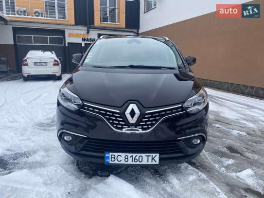 Renault Scenic
                          2019г. в рассрочку