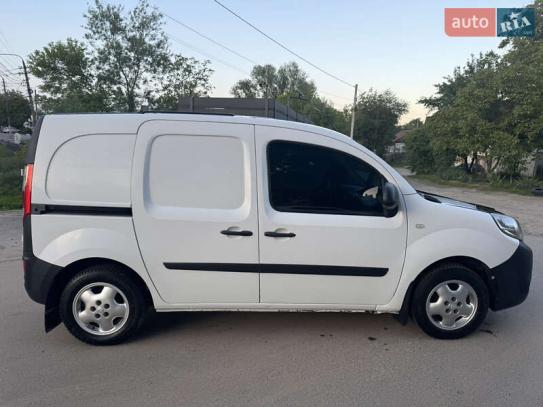 Renault Kangoo
                          2015г. в рассрочку
