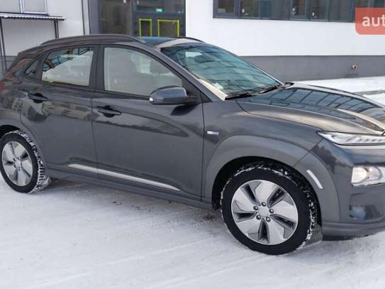 Hyundai Kona
                            2020г. в рассрочку