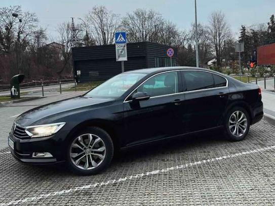 Volkswagen Passat 2015р. у розстрочку