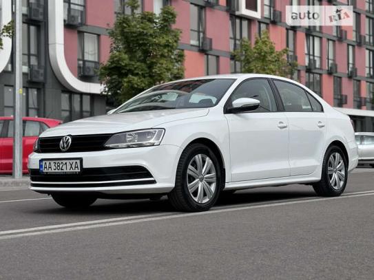 Volkswagen Jetta 2016р. у розстрочку