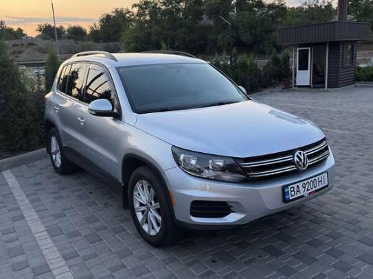 Volkswagen Tiguan
                          2018г. в рассрочку
