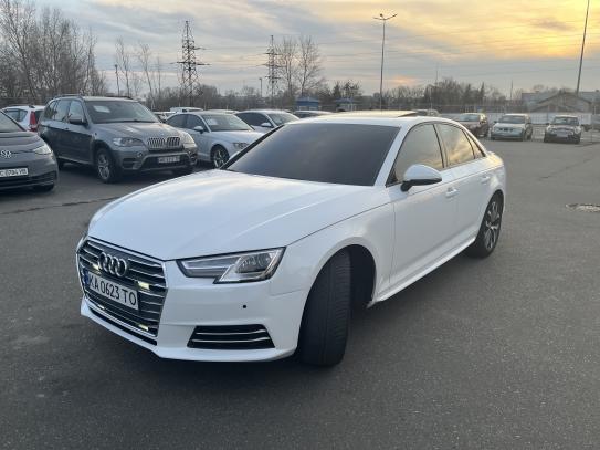 Audi A4                              2016г. в рассрочку