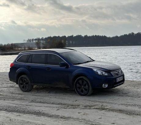 Subaru Outback 2010г. в рассрочку