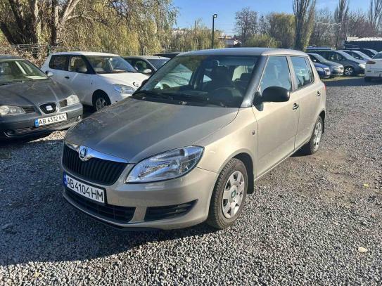 Skoda Fabia                           2014г. в рассрочку