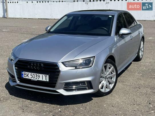 Audi A4                              2017г. в рассрочку