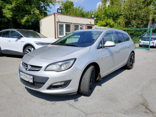 Opel Astra
                           2014г. в рассрочку