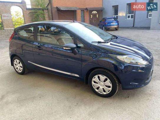 Ford Fiesta                          2011г. в рассрочку