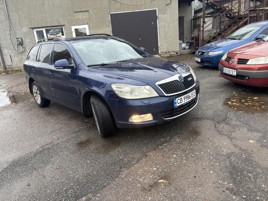 Skoda Octavia
                         2010г. в рассрочку