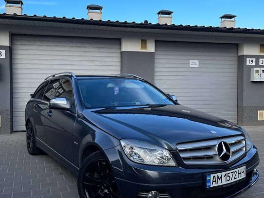 Mercedes-benz C-class
                         2007г. в рассрочку
