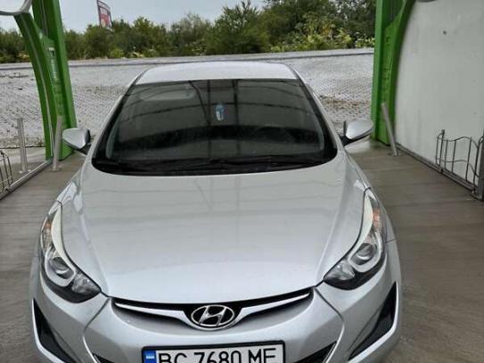 Hyundai Avante                          2014г. в рассрочку