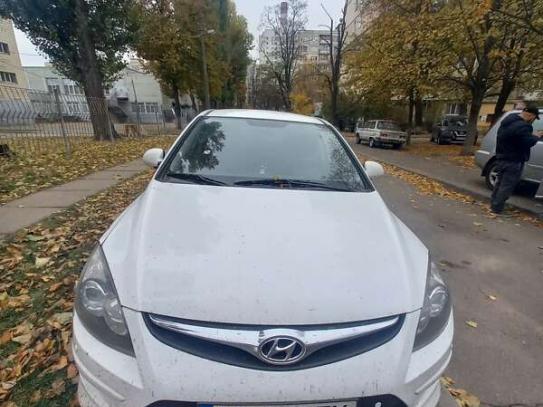 Hyundai I30
                             2011г. в рассрочку