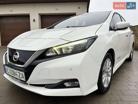 Nissan Leaf                            2018г. в рассрочку