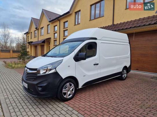 Opel Vivaro                          2017г. в рассрочку