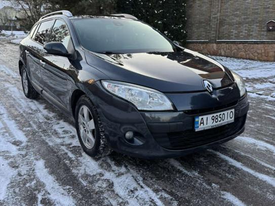 Renault Megane 2010р. у розстрочку