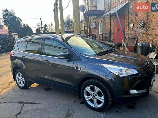 Ford Kuga                            2015г. в рассрочку