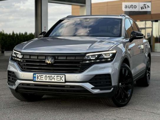 Volkswagen Touareg
                         2022г. в рассрочку