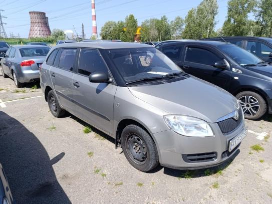 Skoda Fabia                           2008г. в рассрочку