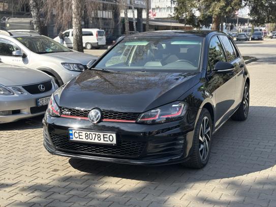 Volkswagen Golf                            2015г. в рассрочку