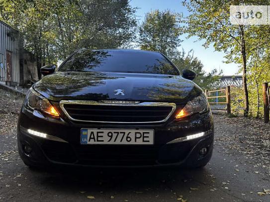 Peugeot 308 2016р. у розстрочку