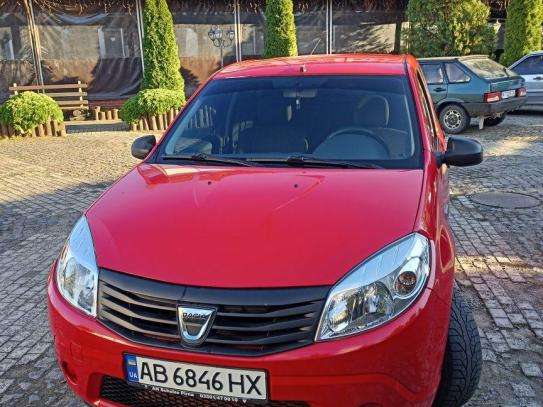 Dacia Sandero
                         2011г. в рассрочку