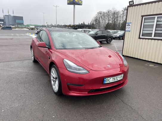 Tesla Model 3                         2021г. в рассрочку