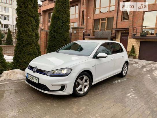 Volkswagen E-golf 2014г. в рассрочку