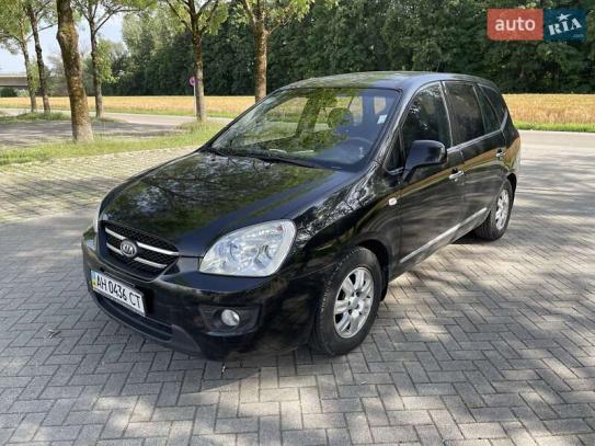 Kia Carens 2008г. в рассрочку