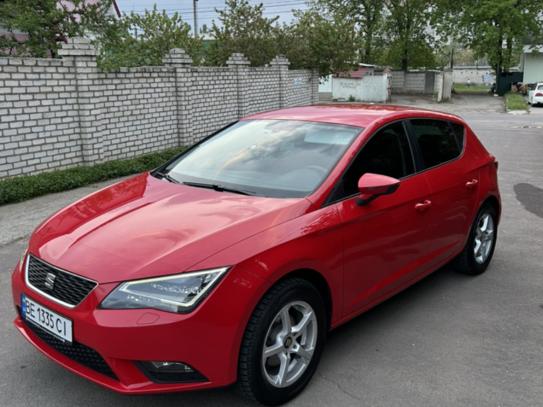 Seat Leon                            2014г. в рассрочку