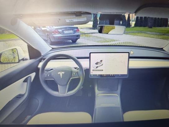 Tesla Model y 2021р. у розстрочку