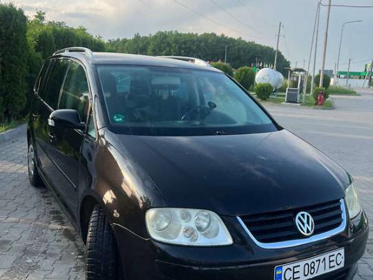 Volkswagen Touran
                          2003г. в рассрочку