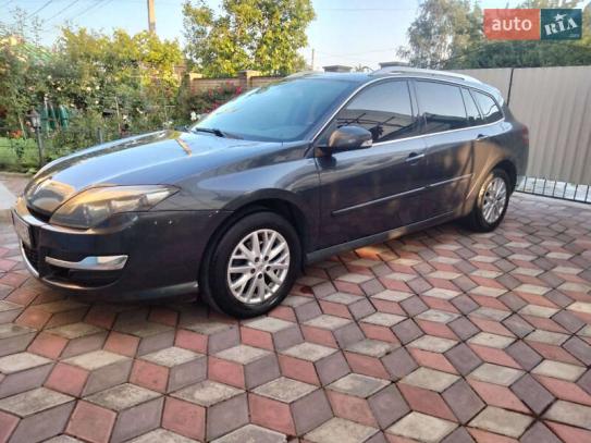 Renault Laguna                          2013г. в рассрочку